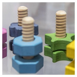 Nuts & Bolts, set suruburi si piulite din lemn, 14 piese, culoare: Multicolor, dimensiune: 6x3 cm – fotografie produs