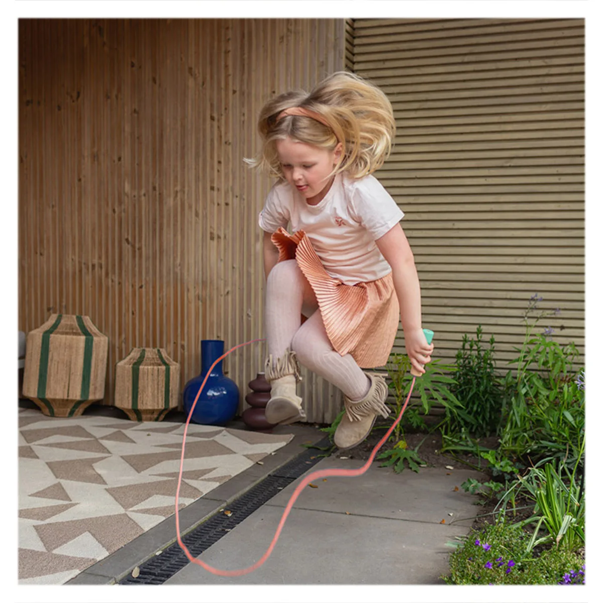 Coarda de sarit roz-verde, 2 m, BS Toys Coarda de sarit roz-verde, 2 m, BS Toys, culoare: Multicolor, dimensiune: lungime: 200 cm – fotografie produs